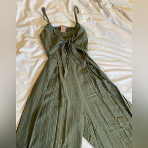 Wide leg jumpsuit, with open back slit